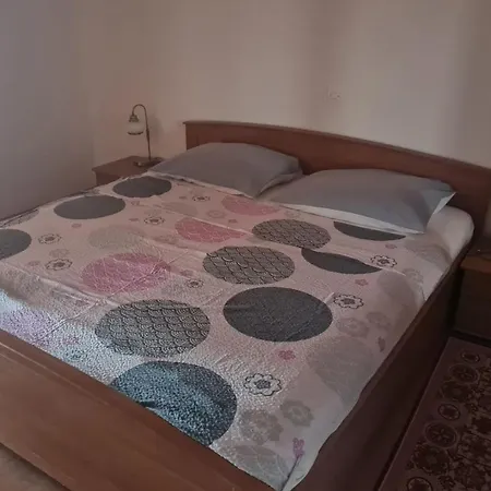 Nikola For 4 Persons In Country Side With Sea View Apartment