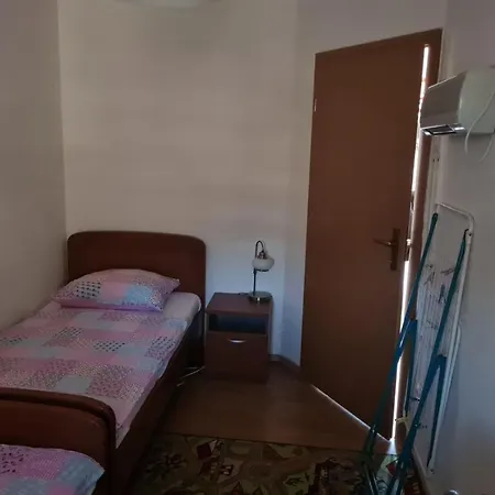 Nikola For 4 Persons In Country Side With Sea View